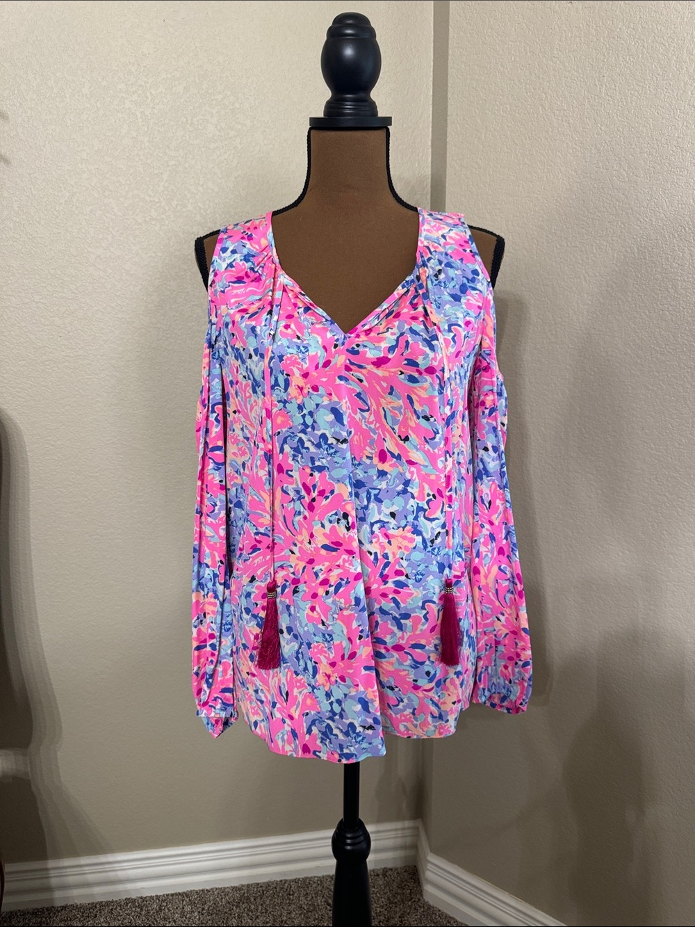 Lilly Pulitzer Pink & Blue Floral Cold-Shoulder V-Neck Top